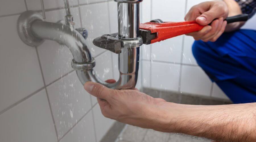 Local annual plumbing maintenance in Franklin, MO